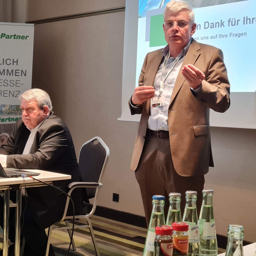 „Ein Minus macht nie Spaß“, ElectronicPartner Vorstand Karl Trautmann.