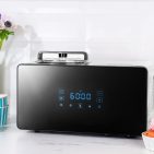 Von Eiscreme bis zu Frozen-Yoghurt: Kühle Erfrischungen liefert die Gastroback Eismaschine Advanced Control.