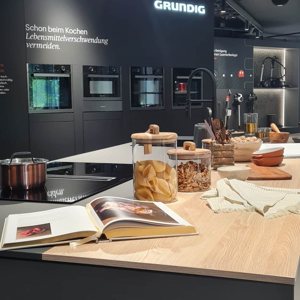 Das Segment Backöfen entwickelte sich „deutlich positiv“, das Geschäft mit freistehenden Großgeräten blieb konstant.