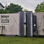 Das doppelstöckigen Air Fryer Restaurant direkt an der Themse in London. Fotos: Gabriel Wagner, Ninja