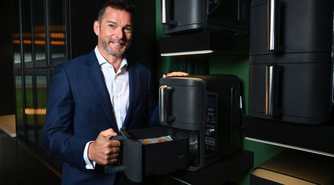 Fred Sirieix ist ein echter Heißluftfritteusen-Fan und meint, dass diese eine Revolution in der Küche eingeleitet haben.