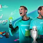 Torwart-Legenden: Die beiden Kampagnen-Markenbotschafter Manuel Neuer (l.) und der Spanier Iker Casillas.