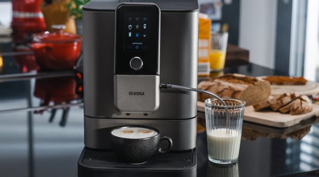 Ausgezeichnete Nivona Kaffeevollautomaten: Nivo 8001/8003 in Schwarz oder Titan.
