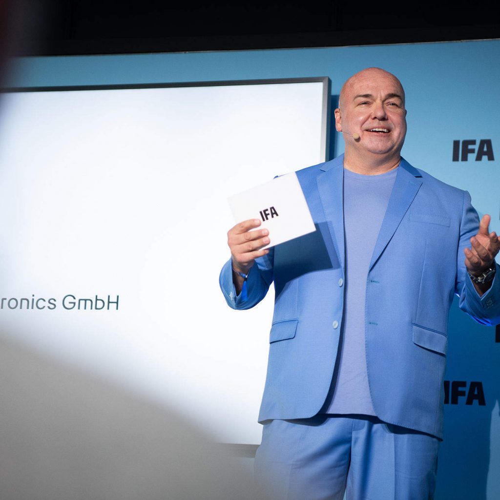 Leif Lindner beim IFA Kick-Off im Bikini Berlin Ende Juni.