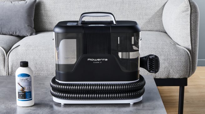 Rowenta Fleckenreiniger Clean It mit verschiedene Aufsätzen.
