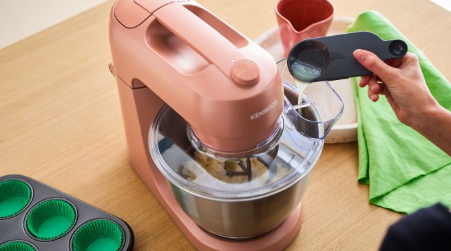 Kenwood Küchenmaschine Go mit 4-Liter- Arbeitsschüssel.