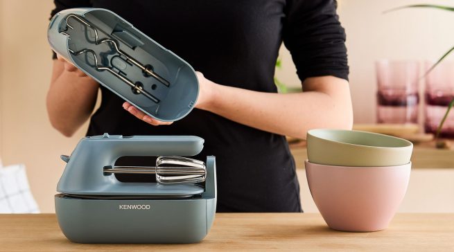 Kenwood Mixer Quick Mix Go mit Tragegriff.