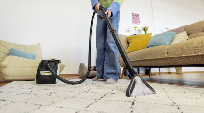 Kärcher Waschsauger SE 3 Compact Home Floor mit 2-Tank-System.