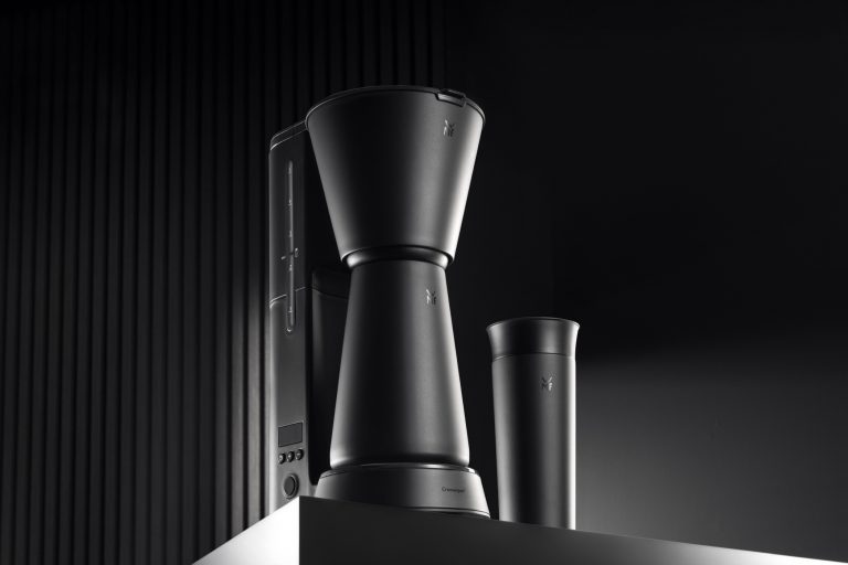 WMF KÜCHENminis Kaffeemaschine Thermo to go Deep Black