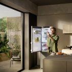 Das kommt an bei Endverbrauchern wie im Fachhandel: Die „10 Jahre Herstellergarantie“ von Liebherr auf ausgewählte, besonders energieeffiziente Geräte unterstreicht das kompromisslose Qualitätsversprechen des Premiumherstellers. Fotos: Liebherr