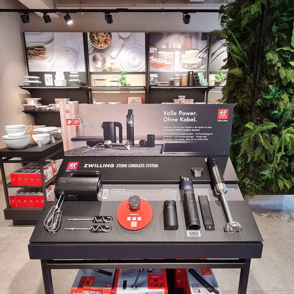 Die Küche wird kabellos mit den Tools von Zwilling.