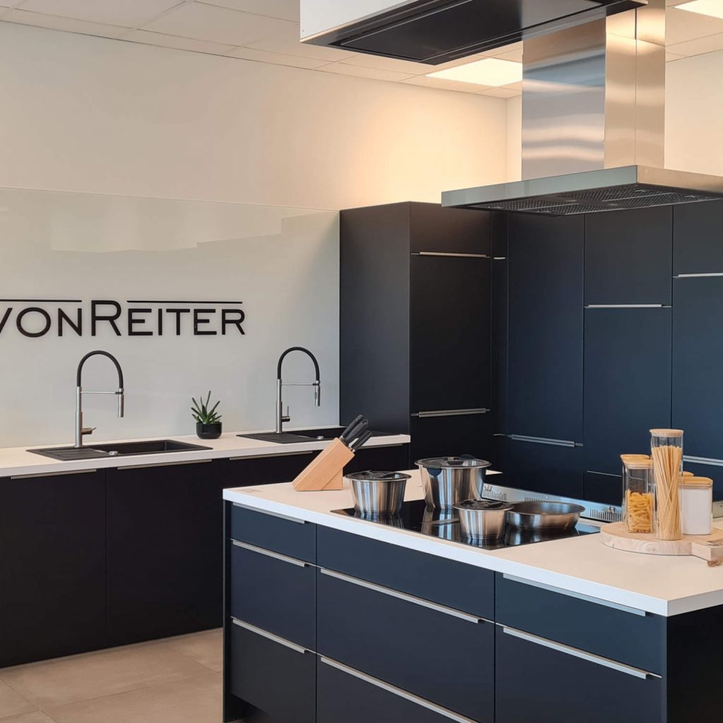 Im neuen Showroom in Kaarst. 