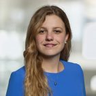 Maria Marinelli leitet ab 1.Septmber 2025 den Bereich Consumer im ZVEI. Foto: Melanie Bauer Photodesign