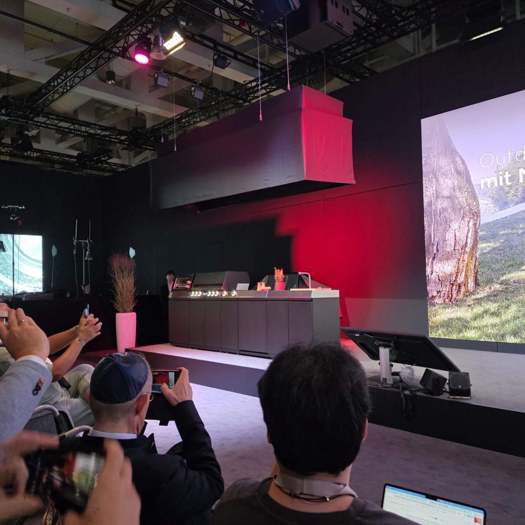 Premiere für die Outdoor-Küche Dreams von Miele auf der IFA 2025.
