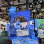 So wie der Teddy Geborgenheit schenkt, sorgt das smarte Babybett für sicheren Schlaf – und das Bosch Smart Home System für Schutz im ganzen Zuhause.