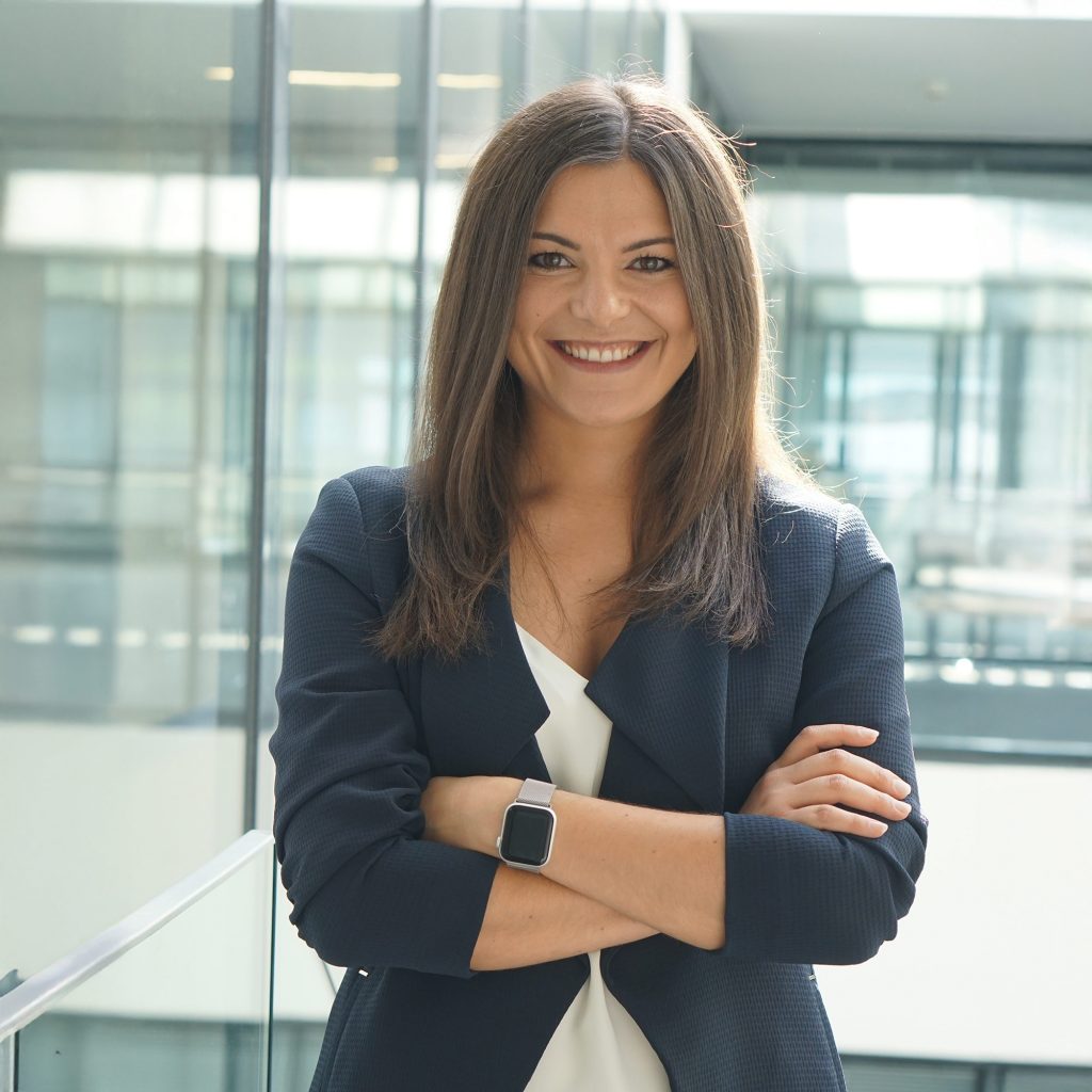 „Dank der engen und partnerschaftlichen Zusammenarbeit mit electroplus küchenplus konnten wir gemeinsam innovative Ideen entwickeln und gezielt umsetzen. Das Ergebnis: eine deutliche Umsatzsteigerung und viele zufriedene Kunden“, Nicole Ganzenmüller, Team Leader Regional Communication Germany, Liebherr.