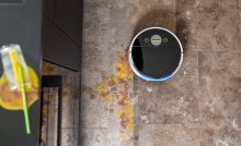 Der RVF 7 kombiniert eine gründliche Nassreinigung mittels der bewährten Kärcher Walzentechnologie mit einer leistungsstarken Saugfunktion für Trockenschmutz.