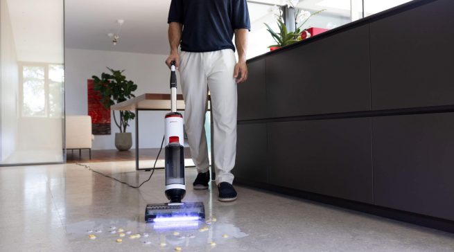 Mit dem neuen POLTI RollySteam wird der Hausputz zum Kinderspiel.