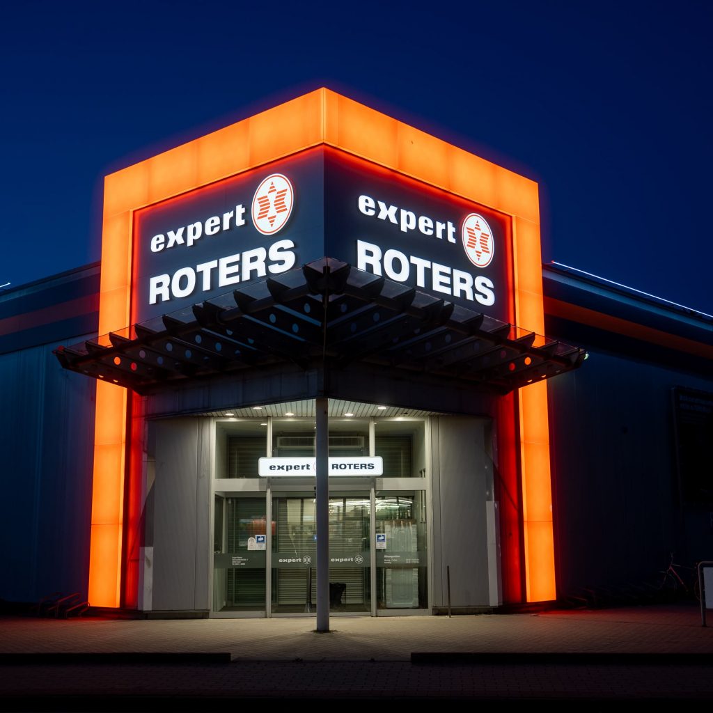 Der expert-Fachmarkt in Varel feierte am 4. Oktober offiziell seine Neueröffnung