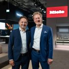 Danijel Vladimirov übernimmt die Position des Vice President Sales von Bernhard Hörsch, der zukünftig das Amt des Director Commercial Operations & Special Projects DACH bekleiden wird. Foto: Miele