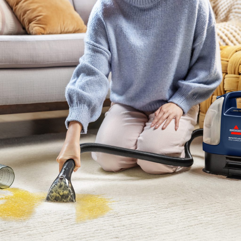 Der SpotClean von Bissell ist zur Stelle, wenn kleine Missgeschicke im Alltag passieren – für schnelle und gezielte Reinigung genau dort, wo sie gebraucht wird.