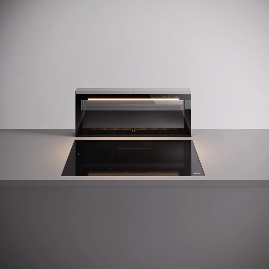 Die prämierte Downdraft-Dunstabzugshaube Level Invisible von Falmec.