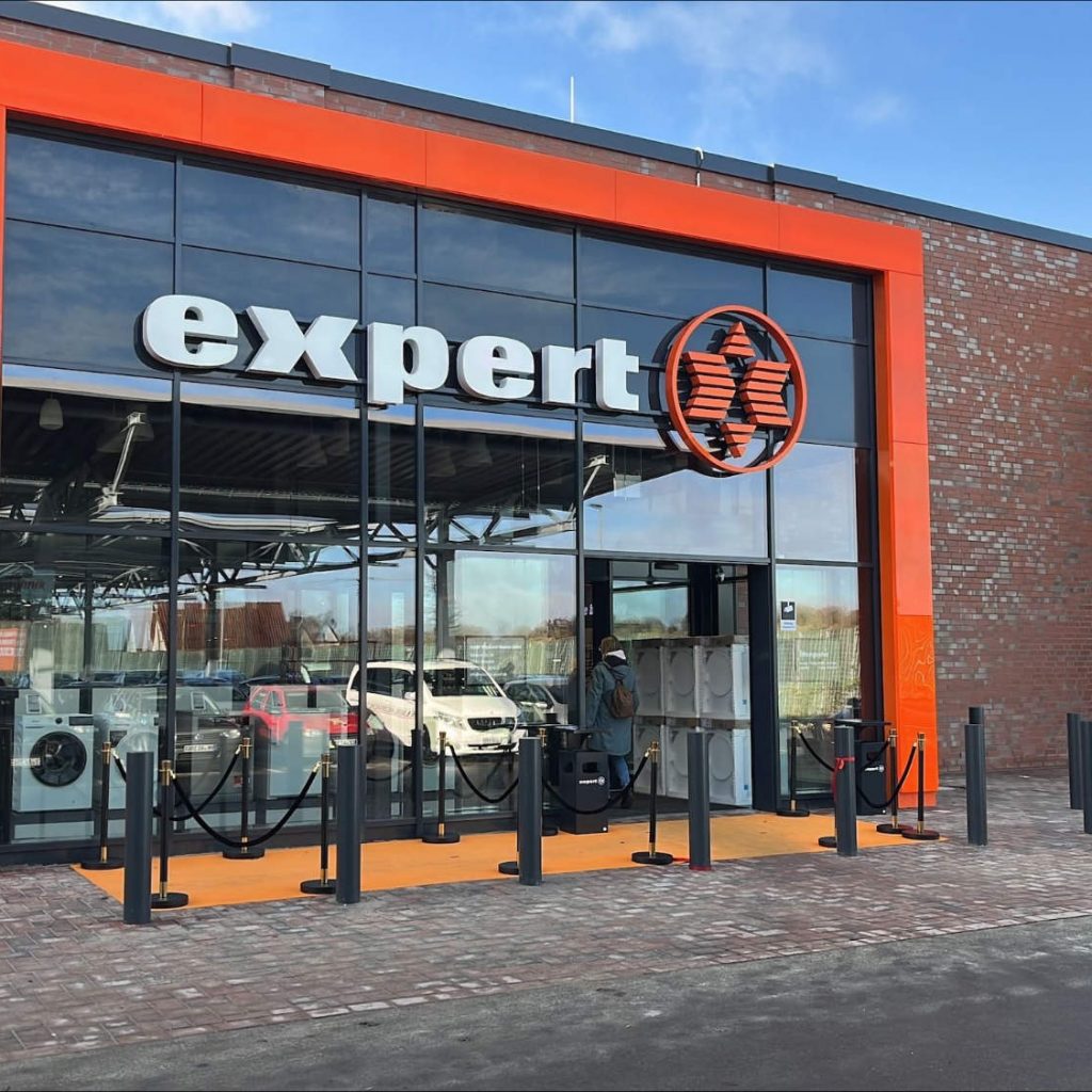 Auf rund 1.200 Quadratmetern präsentiert expert MegaLand den modernsten Fachmarkt in der Region Walsrode.