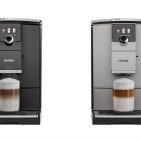 Die Nivona NICR 790 (links) ist Testsieger im Kaffeevollautomaten-Vergleich der Stiftung Warentest 12/2025. Rechts im Bild: das baugleiche Designmodell NICR 793 in elegantem Grau.