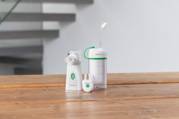 Gezielte Linderung bei Atemwegsbeschwerden: Der IN 515 Ultraschall-Inhalator, die elektrische NI 200 Nasendusche und das medinose Nasentherapiegerät von medisana kombinieren moderne Technologie mit anwenderfreundlichem Design – für eine natürliche Unterstützung bei Allergien und Infekten.