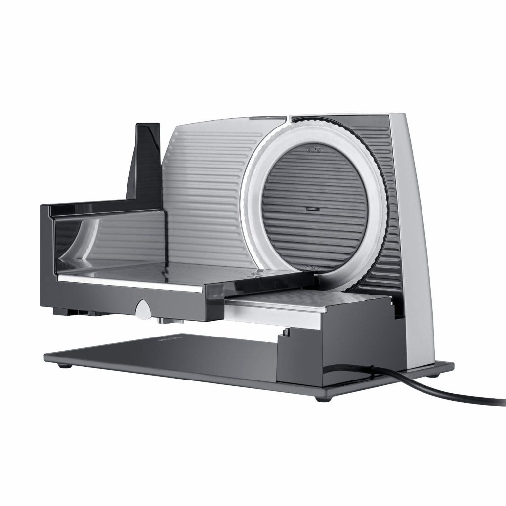 Der Allesschneider ESSENCE besticht mit eleganten und klaren Konturen.