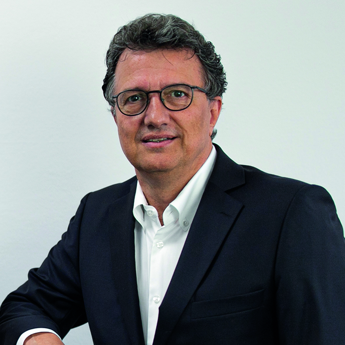 Michael Schüller äußerte sich zum Generationswechsel: „Ich freue mich sehr, dass meine Söhne das Unternehmen mit derselben Leidenschaft und Überzeugung weiterführen werden, mit der wir seit Generationen arbeiten. Der Generationswechsel ist nicht nur ein logischer, sondern auch ein sehr emotionaler Schritt.“