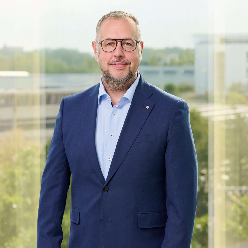 Holger Pöppe, Vertriebsvorstand der expert SE