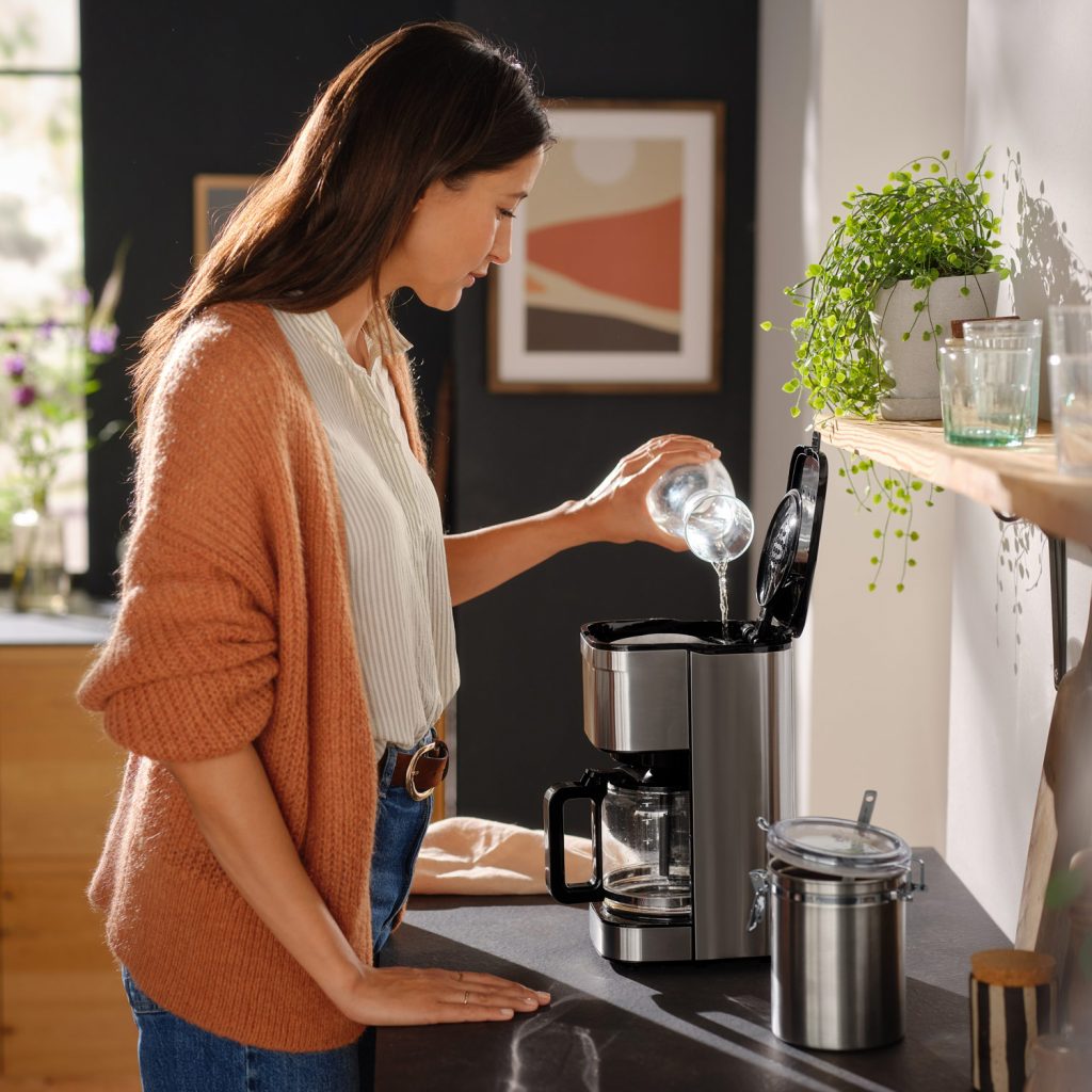 Der schönste Filter, den Kaffee je hatte – für
10 Tassen Kaffee. Die Let's Brew von Tchibo.