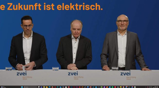 Wolfgang Weber, Vorsitzender der ZVEI-Geschäftsführung, ZVEI-Präsident Dr. Gunther Kegel und Thorsten Meier, Leiter Kommunikation (v. l.).