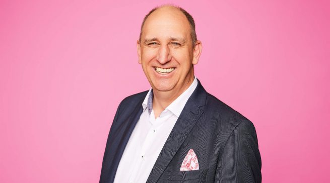 Think Pink: Daniel Kullmann, Head of Public Affairs bei EK Retail, brachte viele inspirierende Ideen mit aus Las Vegas und Birmingham, die er mit infoboard.de teilte. Foto: EK Retail