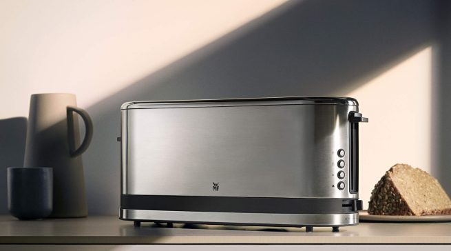 Der „WMF KÜCHENminis Langschlitz-Toaster“ ist von Stiftung Warentest mit der Note 2,4 bewertet worden.