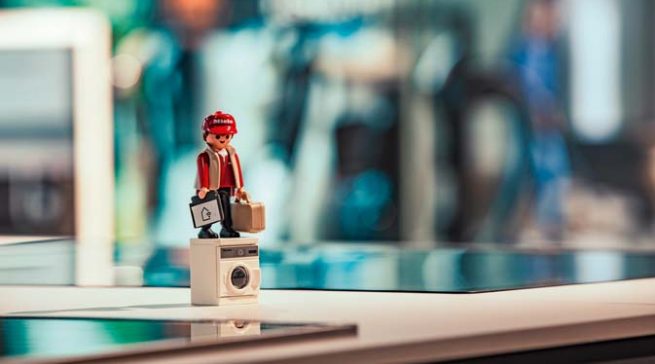 Playmobil in Miele-Marken-CI.