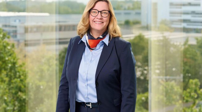 Betont die langjährige Erfahrung des Neuzugangs: Daniela Schreckling, Finanzvorstand der expert SE.
