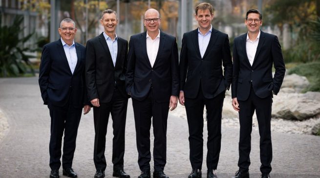 BSH Board of Management, v.l.n.r.: Rudolf Klötscher (CSS), Lars Schubert (COO), Dr. Matthias Metz (CEO), Dr. Alexander Dony (CSM), Dr. Thorsten Lücke (CFO)