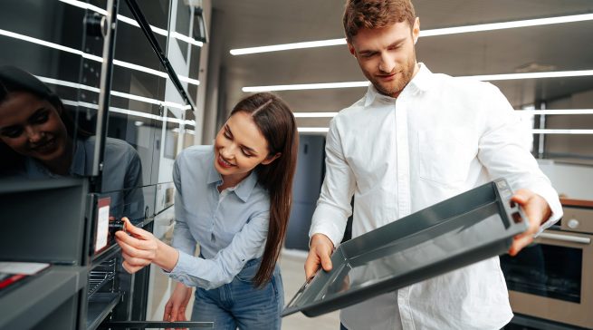 Physische Relevanz als digitaler Vorteil: Warum die echte Expertise des Fachhandels vor Ort im Jahr 2026 zur stärksten Waffe gegen den reinen Online-Preiswettbewerb wird.