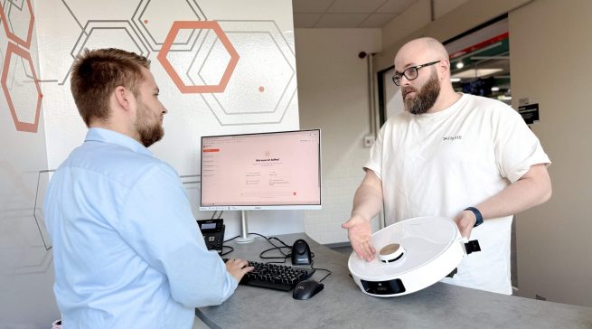 Die intelligente Unterstützungslösung hilft Mitarbeitern dabei, Reparatur- und Serviceprozesse schneller, einfacher und effizienter abzuwickeln. Foto: expert