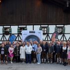 Die Teilnehmer des electroplus küchenplus KIQ-Event vor der Zistelalm. Foto: EK