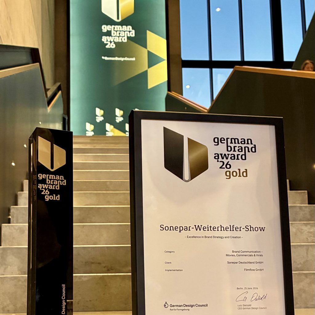 Die mit dem German Brand Award GOLD ausgezeichnete Videoreihe verbindet Fachwissen, konkrete Anwendungen und Unterhaltung zu einem praxisnahen Informationsangebot für Elektrofachhandwerker. Bild: Sonepar