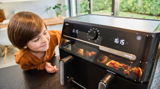 Innovatives Design trifft Backofen-Leistung: Die neue Braun TwinCook 5 Pro.