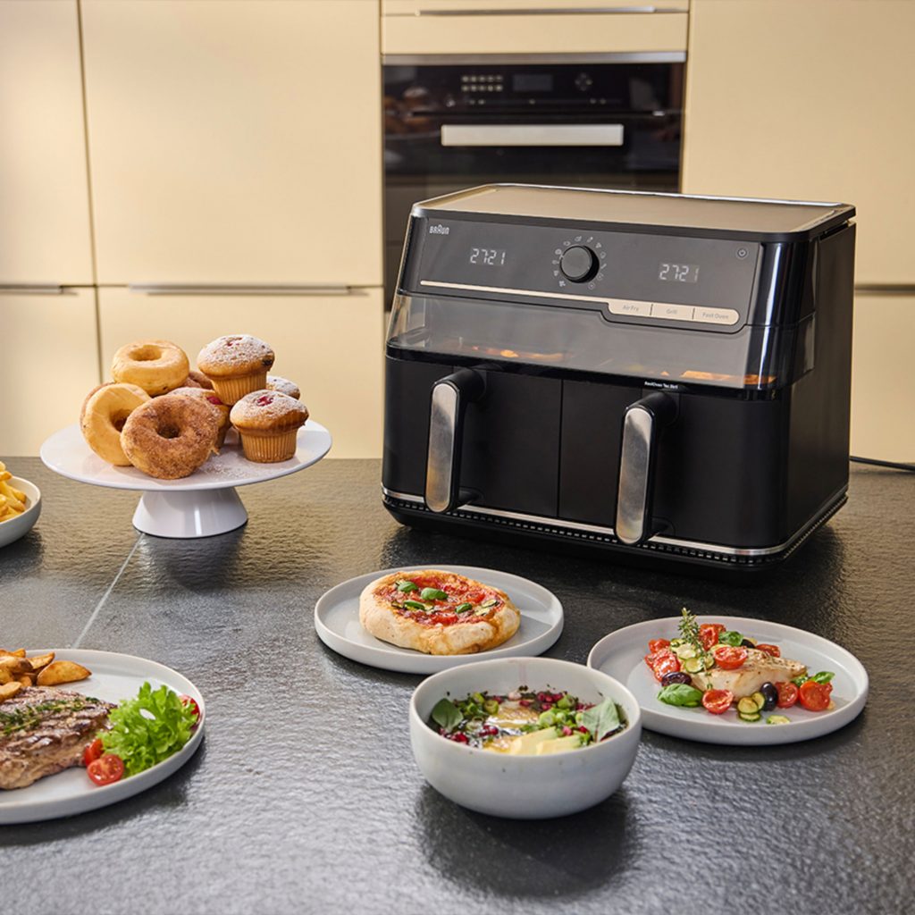 Ikonisches Design trifft auf die Leistungsfähigkeit klassischer Backöfen: Die neuen Braun TwinCook 5 Pro Modelle.