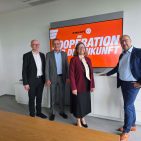Der Vorstand der expert SE (v. l. n. r.: Christoph Komor, Dr. Stefan Müller, Daniela Schreckling und Holger Pöppe) stellte auf der Bilanzpressekonferenz 2026 die Weichen für die Zukunft: Nach einer erfolgreichen organisatorischen Neuaufstellung stehen mit der „Strategie 2030+“ nun die stärkere Verzahnung von stationärem Handel und Onlinegeschäft sowie neue Partnerschaften im Mittelpunkt. Foto: G. Wagner