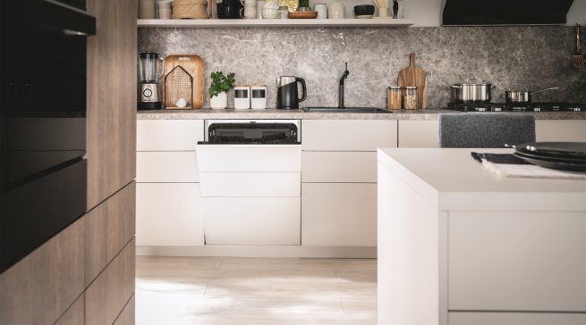 Energieeffiziente Hausgeräte können dazu beitragen, Stromverbrauch und laufende Betriebskosten zu senken. Die Geschirrspüler von Amica stehen dabei beispielhaft für einen sparsamen Energieeinsatz im Haushalt.