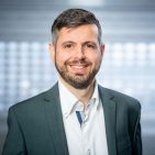 Marcel Kühn, Director Sales & Marketing bei Amica International, sieht in der neuen Matt-Optik nicht nur einen Designtrend, sondern auch praktische Vorteile für Handel und Kunden – von geringerer Schmutzempfindlichkeit bis zu höherer Robustheit.