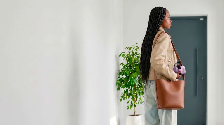 Braun erweitert QuickStyle-Reihe um kompakten Dampfglätter