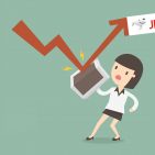 Die JD.com-Anomalie auf einen Blick: Trotz schrumpfendem Umsatz klettert der Nettogewinn im Q2 um 15 % auf 1,1 Mrd. Dollar. Dahinter steckt der strategische Wandel weg von bloßer Masse hin zu margenstarker KI-Hardware, Hochgeschwindigkeitslogistik und europäischem Vertrauensaufbau.